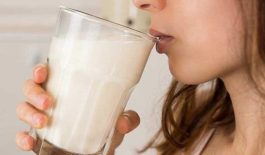 Đau Dạ Dày Có Nên Uống Sữa Không? Các Lưu Ý Khi Sử Dụng