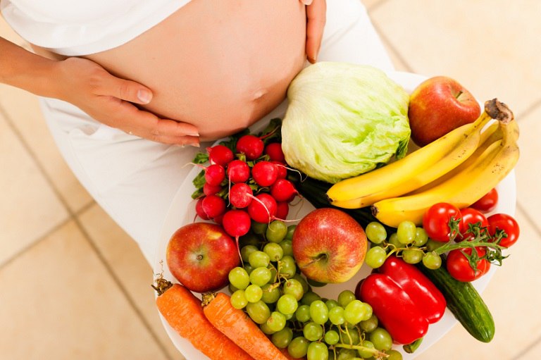Dinh dưỡng không cân bằng có thể là nguyên nhân gây ra đau xương chậu khi mang thai
