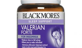 Thực phẩm chức năng Blackmores Valerian Forte 2000mg giúp hỗ trợ điều trị mất ngủ ở người già