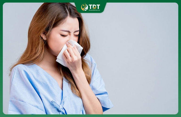 Các triệu chứng của bệnh viêm xoang mũi gây nhiều khó chịu cho người bệnh